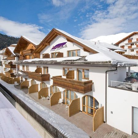 Hotel Amadeus Micheluzzi سيرفاوس المظهر الخارجي الصورة