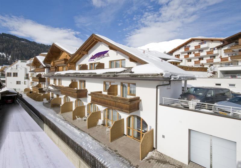 Hotel Amadeus Micheluzzi سيرفاوس المظهر الخارجي الصورة
